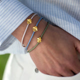 Firkløver silkearmbånd blått, forgylt