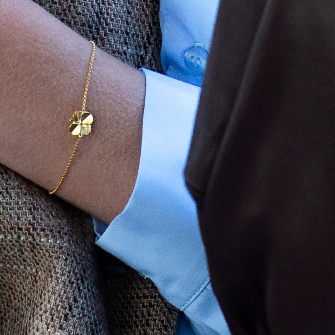 Firkløver armbånd 18 karat gull, justerbar lengde
