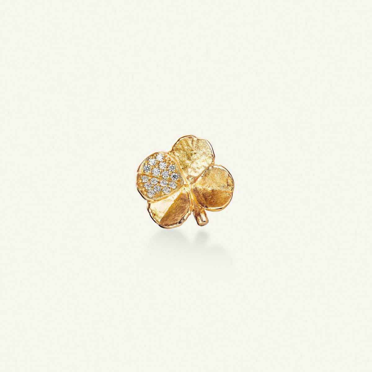 Firkløver pin pavé forgylt
