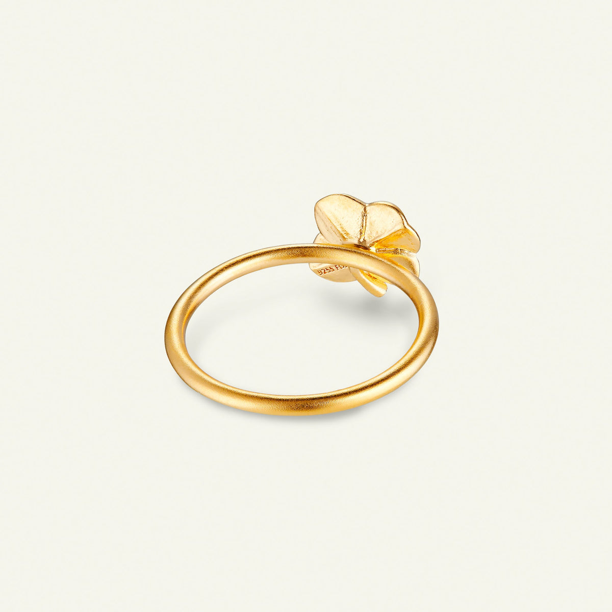 Firkløver ring pavé forgylt